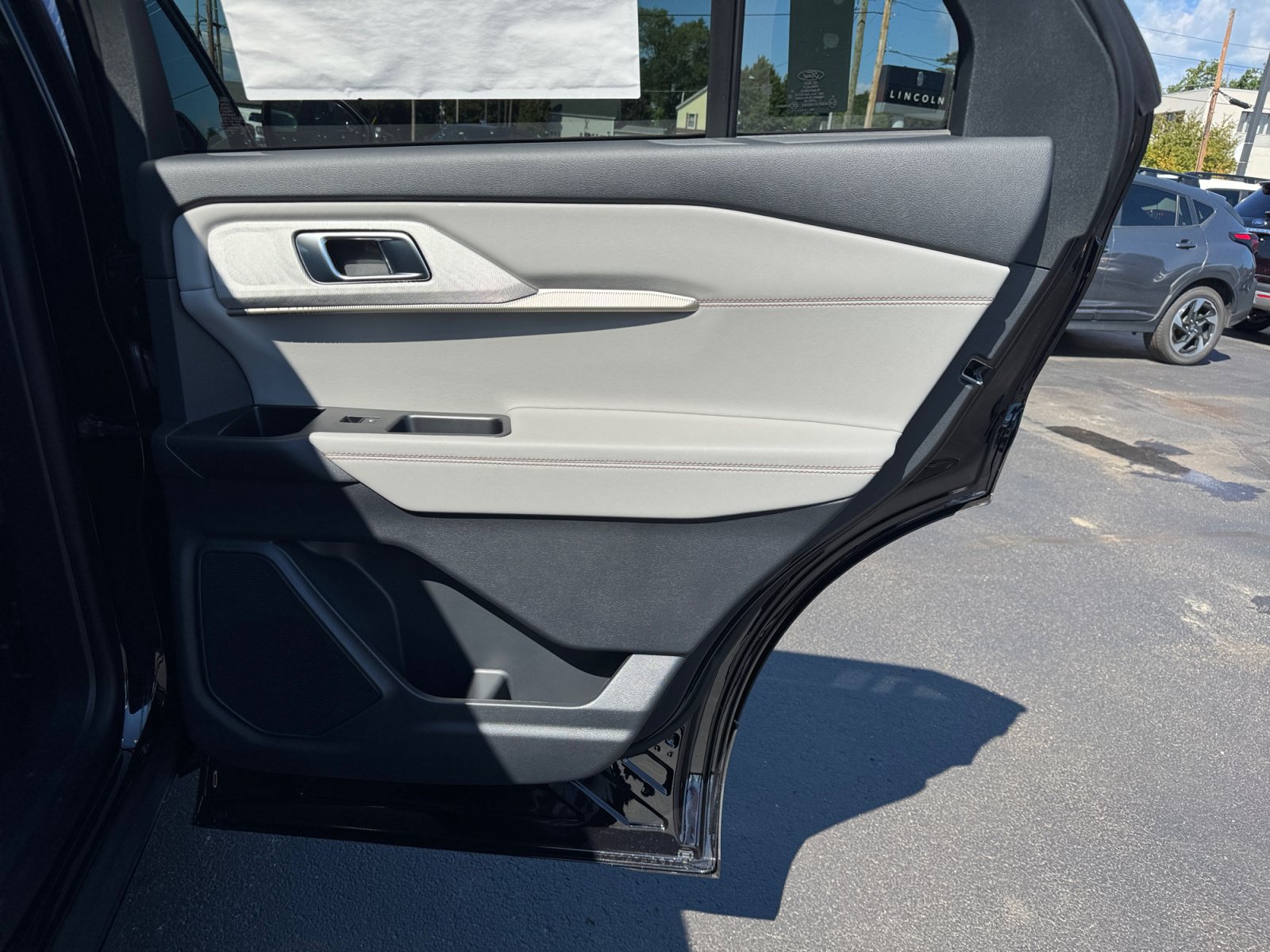 New 2027 Ford Explorer Active w/ Active Comfort Package AWD/4WD image 27