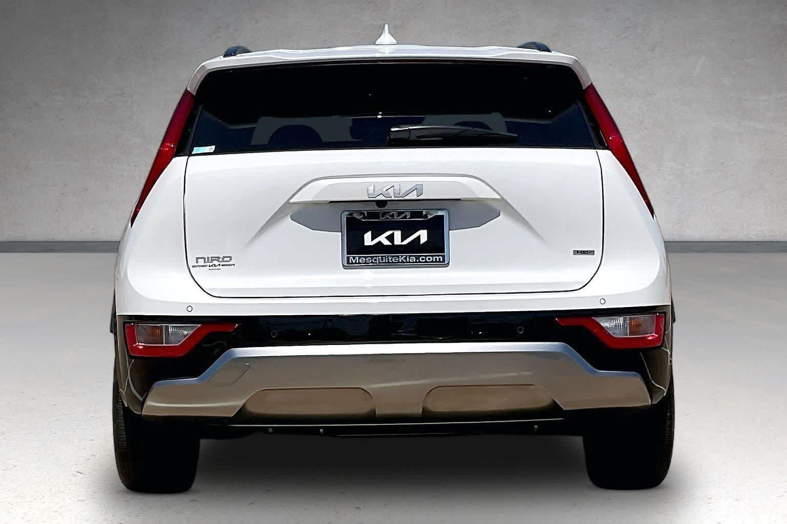 Certified 2023 Kia Niro EX Touring FWD image 5
