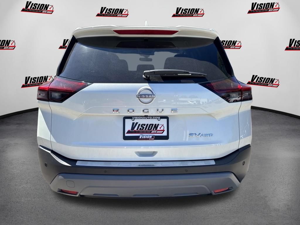 Used 2023 Nissan Rogue SV AWD/4WD image 6