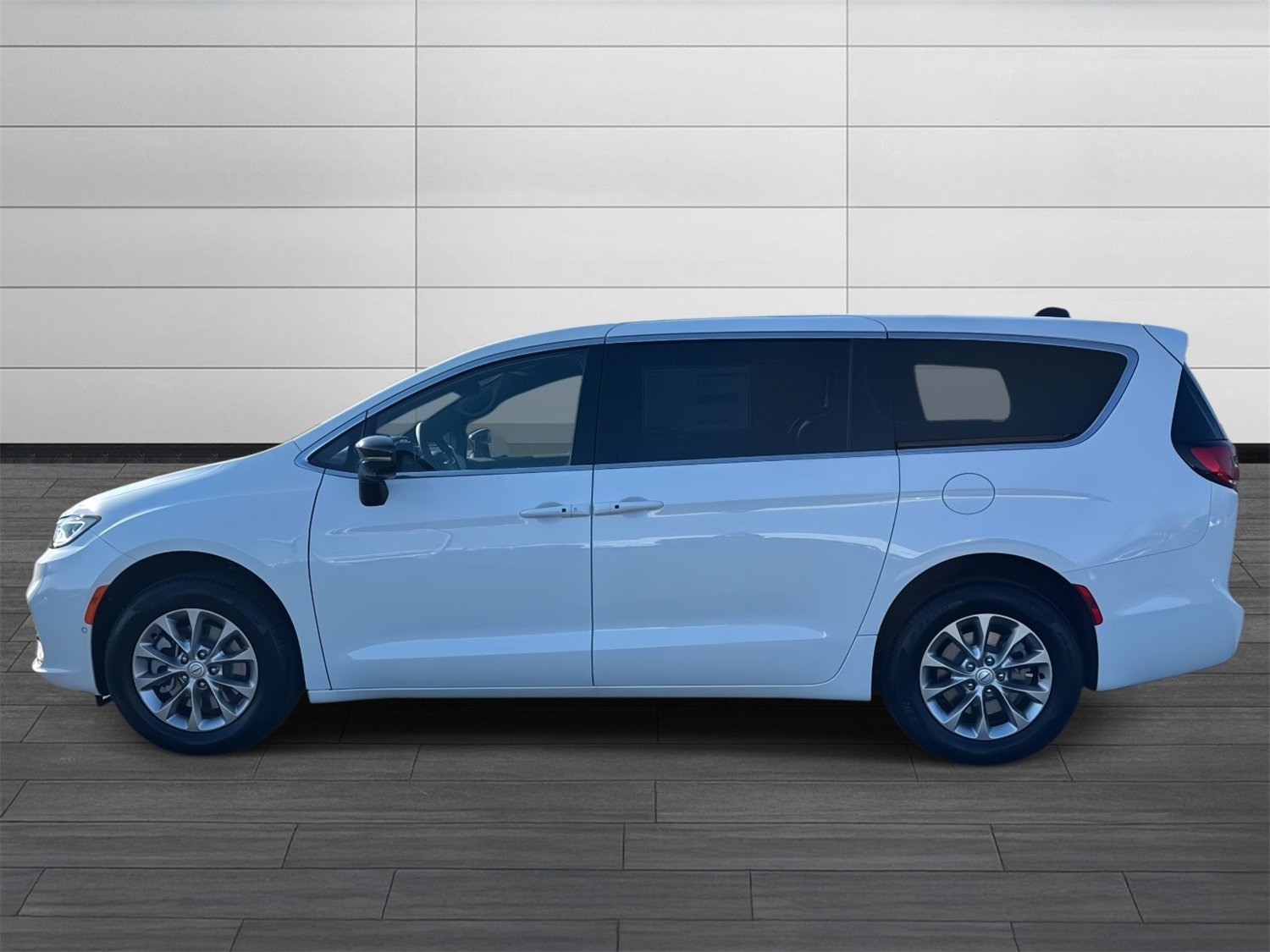 New 2026 Chrysler Pacifica Limited image 7
