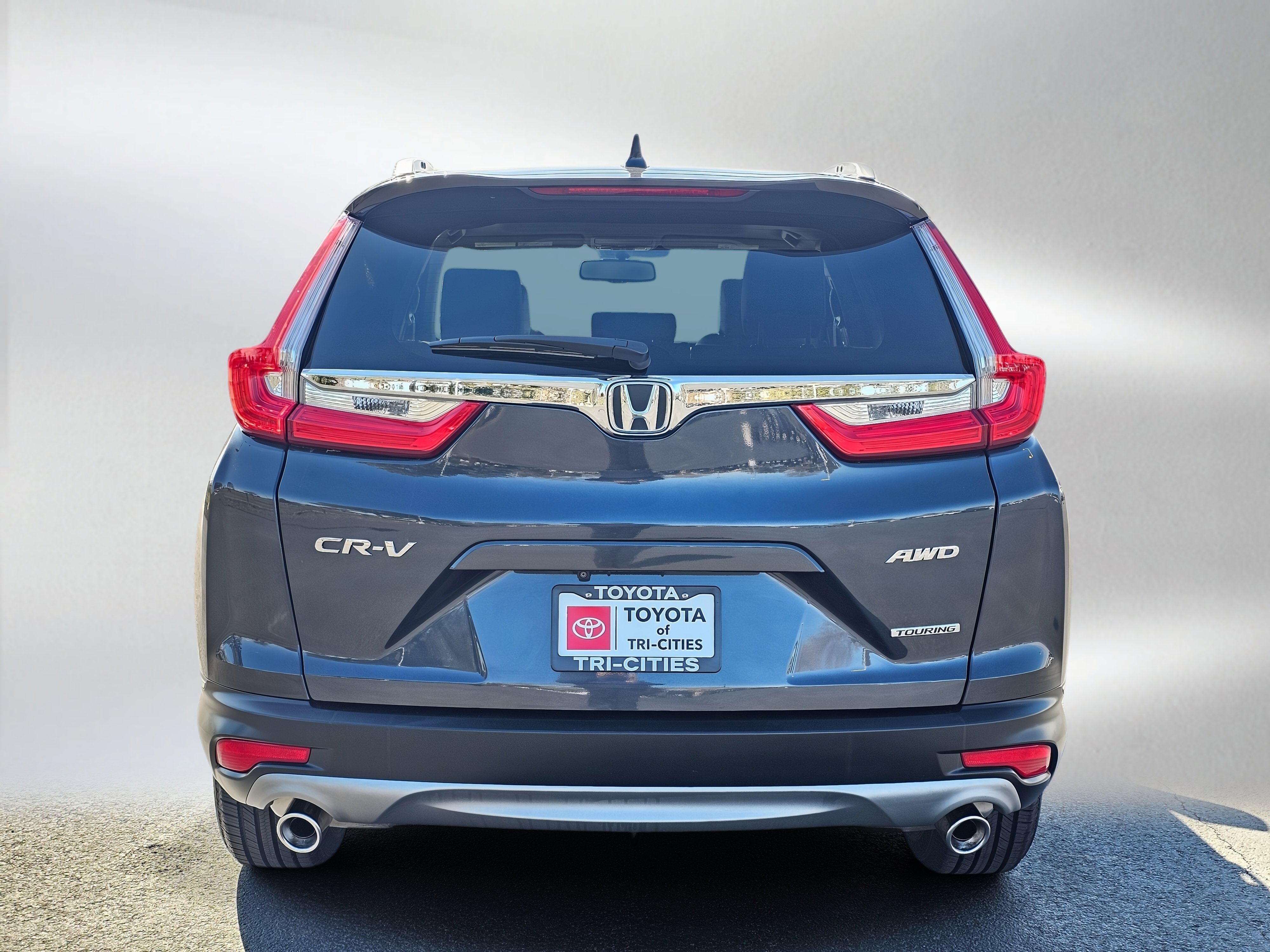 Used 2019 Honda CR-V Touring image 4