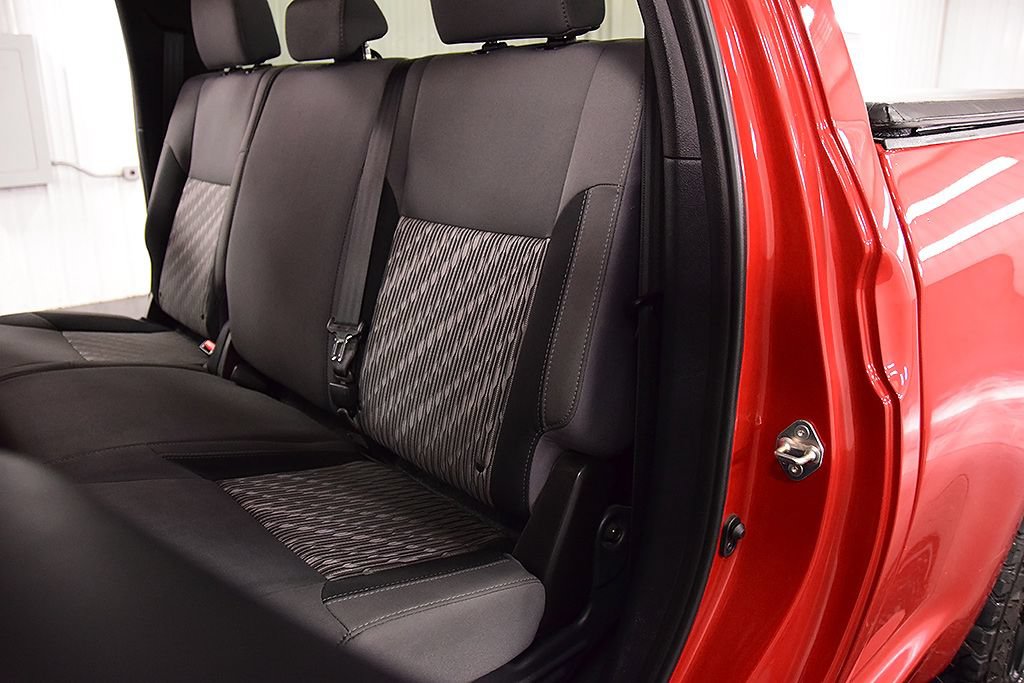 Used 2019 Toyota Tundra SR AWD/4WD image 32