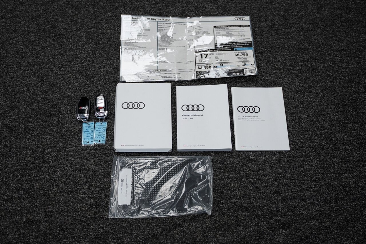 Used 2021 Audi R8 V10 RWD image 27