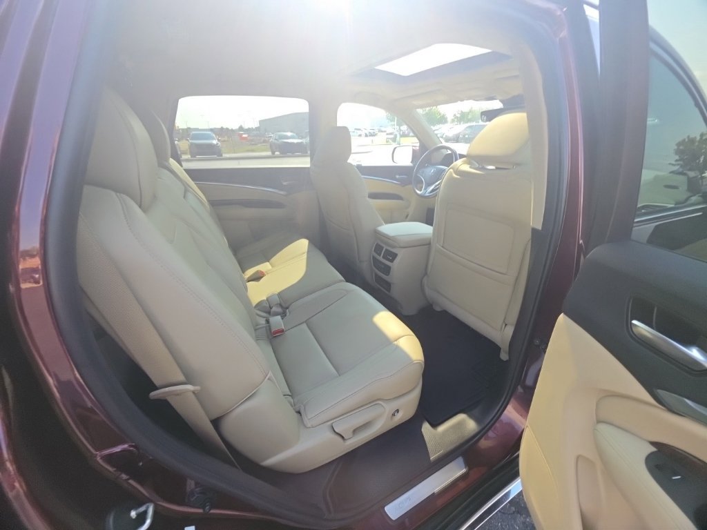 Used 2017 Acura MDX w/ Technology Package FWD image 31