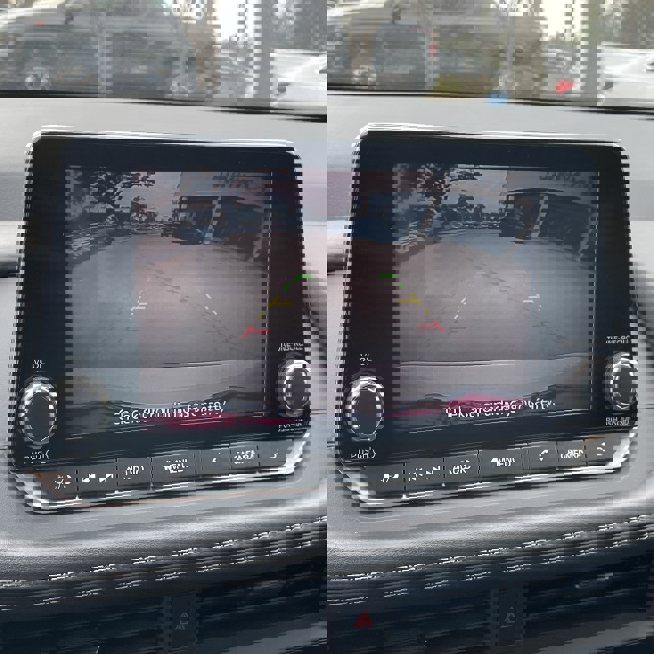 Used 2024 Nissan Rogue S image 18