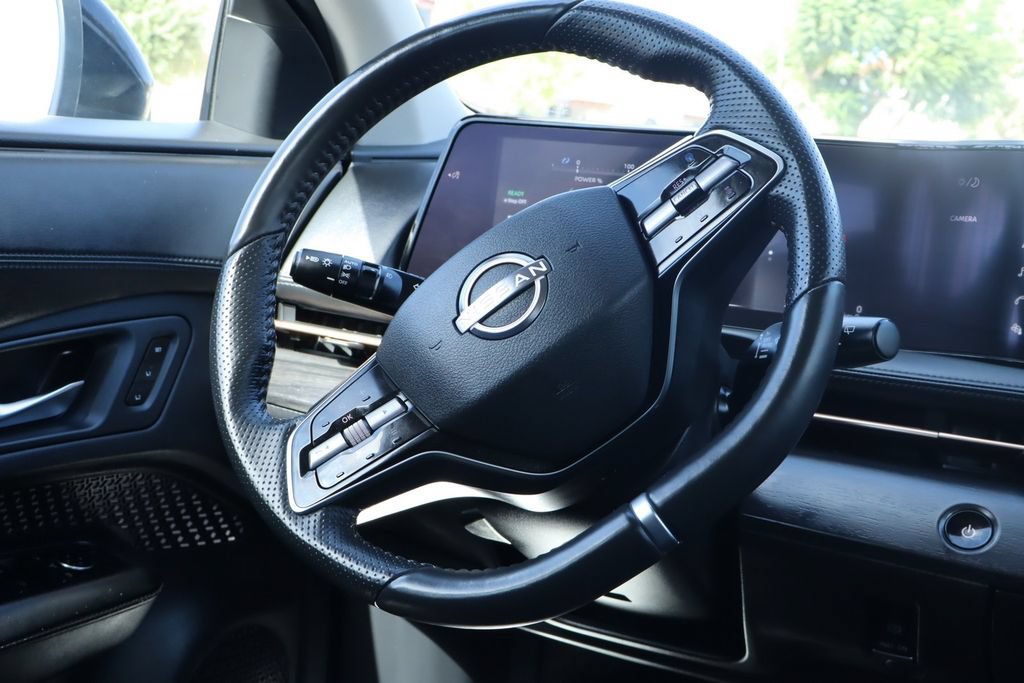 Used 2023 Nissan Ariya FWD image 27