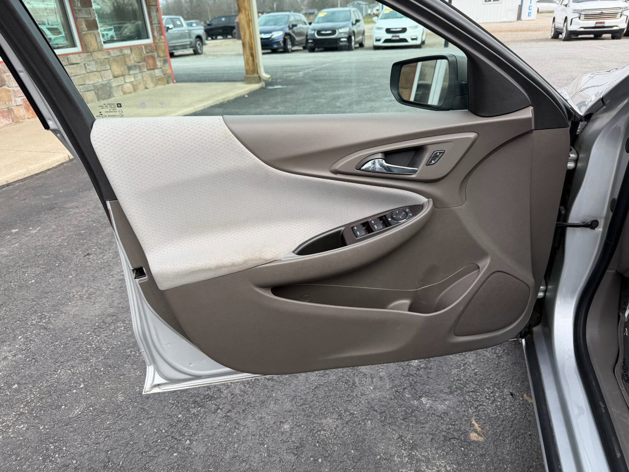 Used 2020 Chevrolet Malibu LS image 11