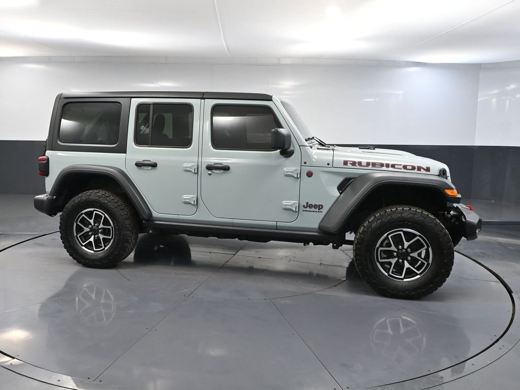 Used 2024 Jeep Wrangler Unlimited Rubicon w/ Convenience Group image 4