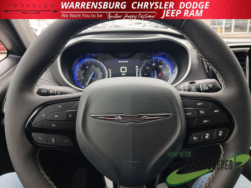 New 2026 Chrysler Pacifica Select AWD/4WD image 20