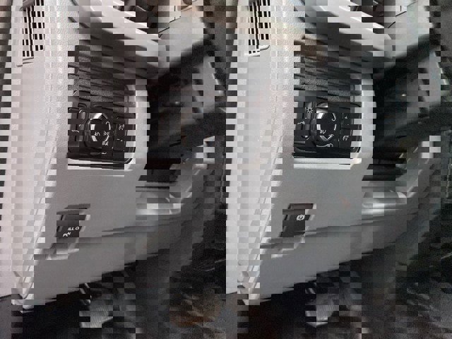 New 2025 Ford F550 4x4 SuperCab Super Duty image 21