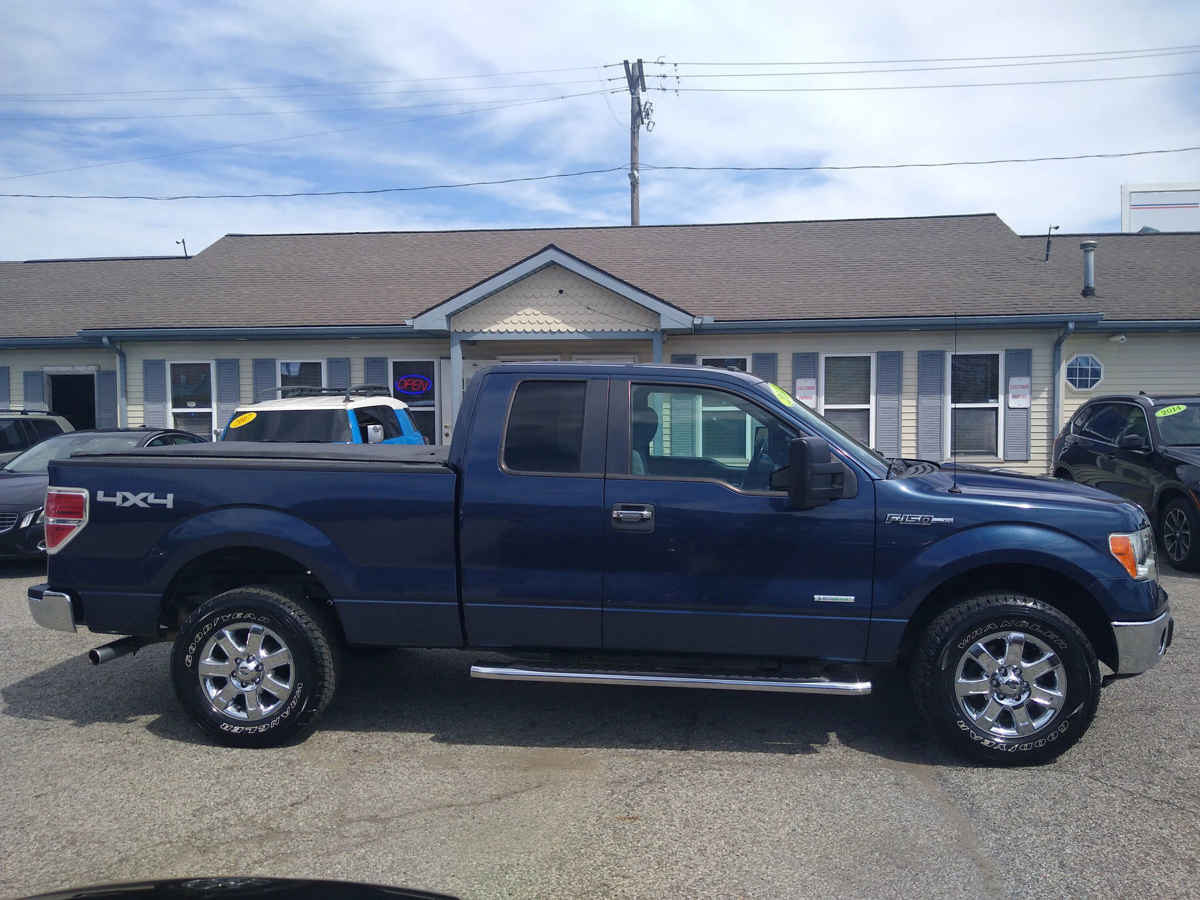 Used 2013 Ford F150 XLT w/ XLT Chrome Pkg image 5