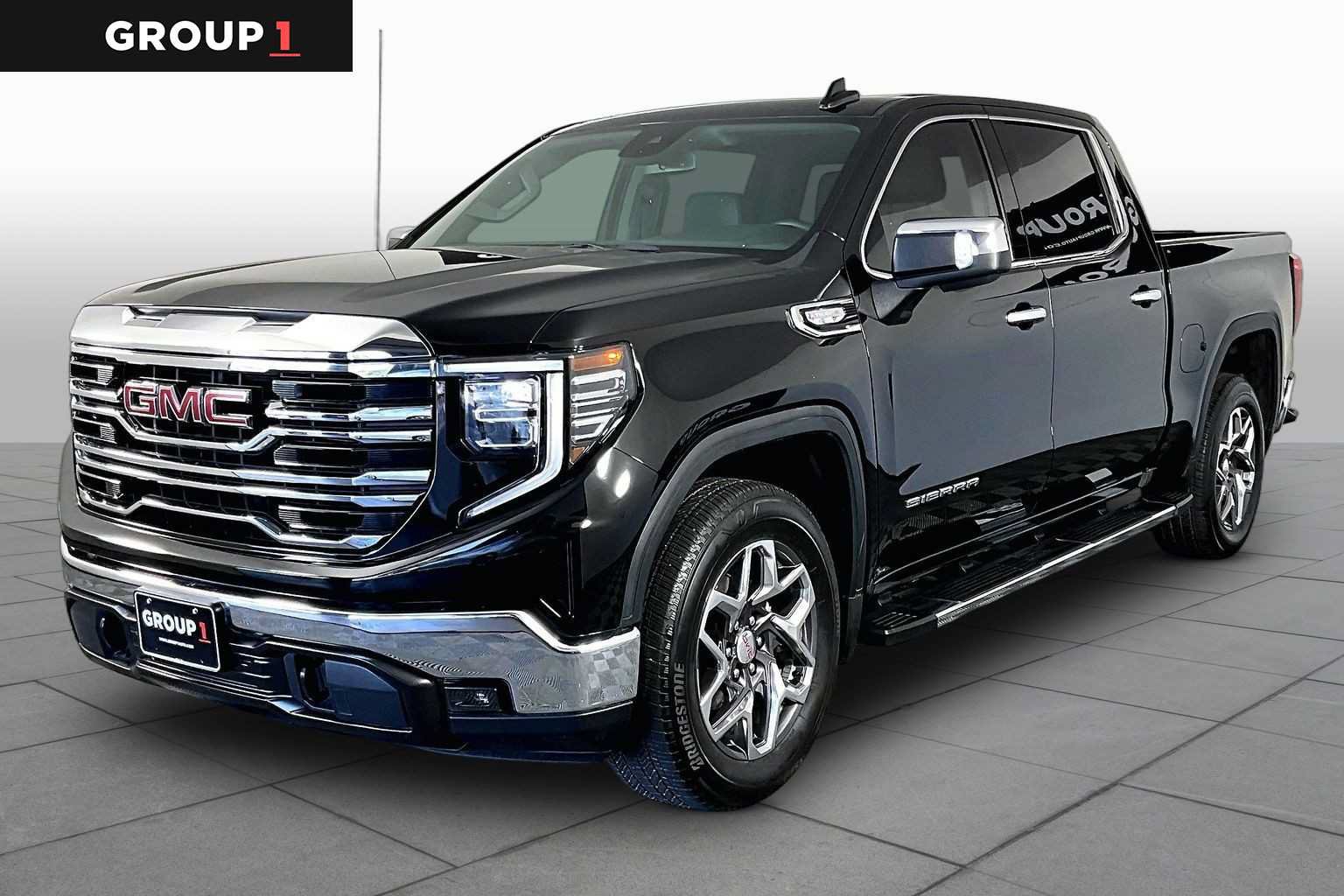 Used 2024 GMC Sierra 1500 SLT RWD image 1