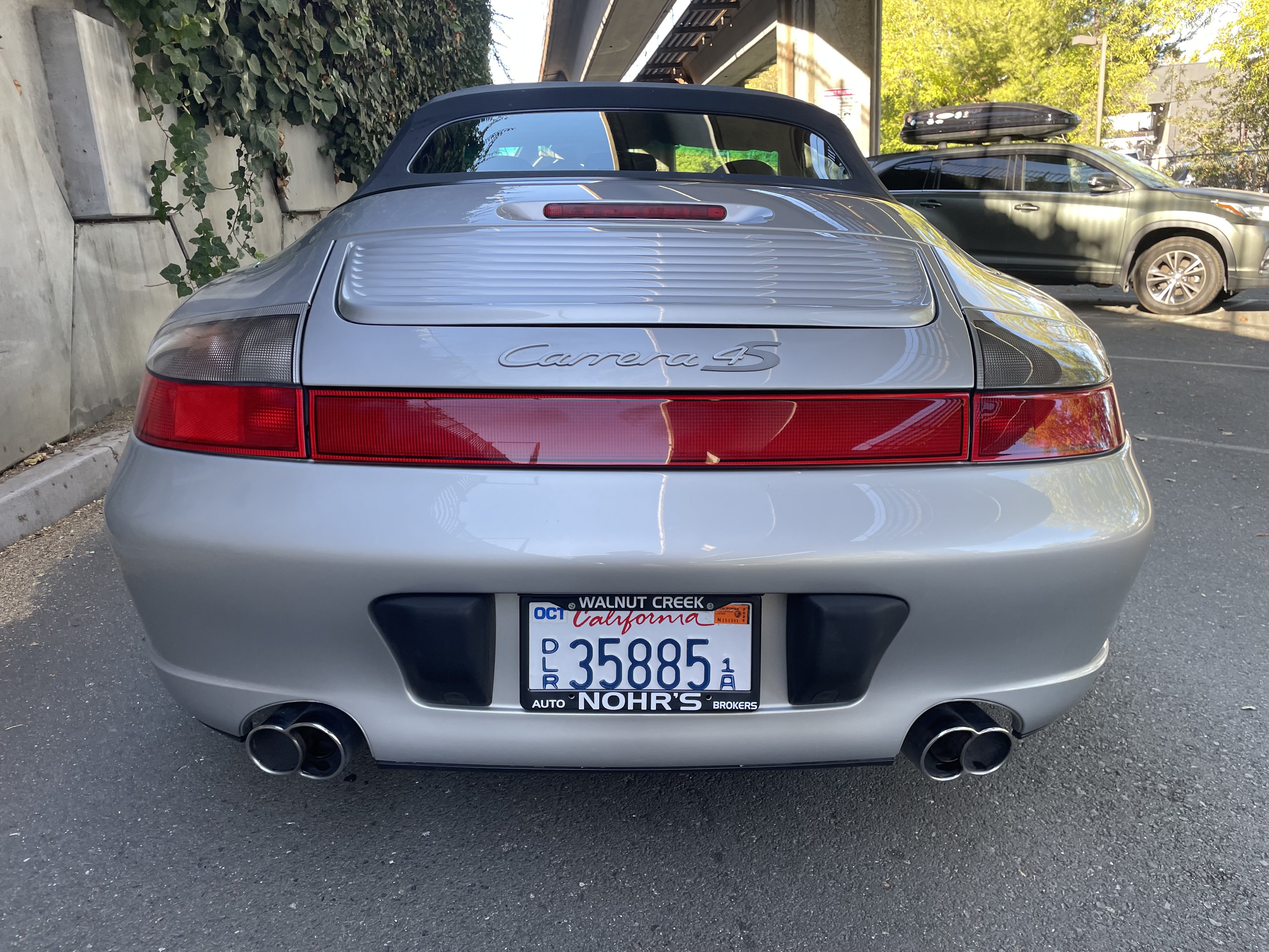 Used 2004 Porsche 911 Carrera 4S AWD/4WD image 12