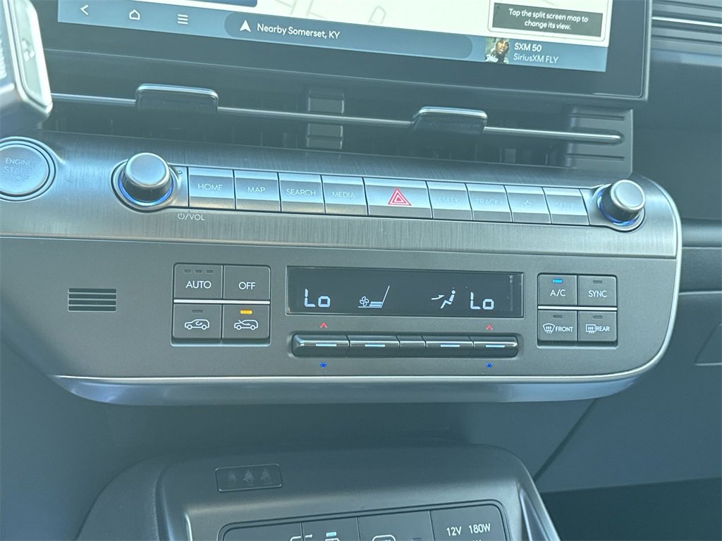 Used 2025 Hyundai Kona SEL image 25