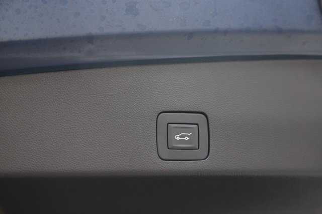 Used 2023 Buick Encore GX Essence w/ Advanced Technology Package image 4