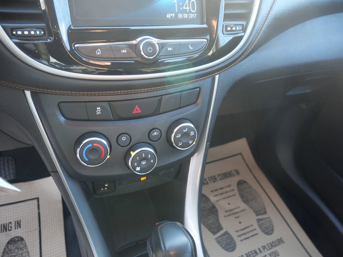 Used 2017 Chevrolet Trax LS image 14