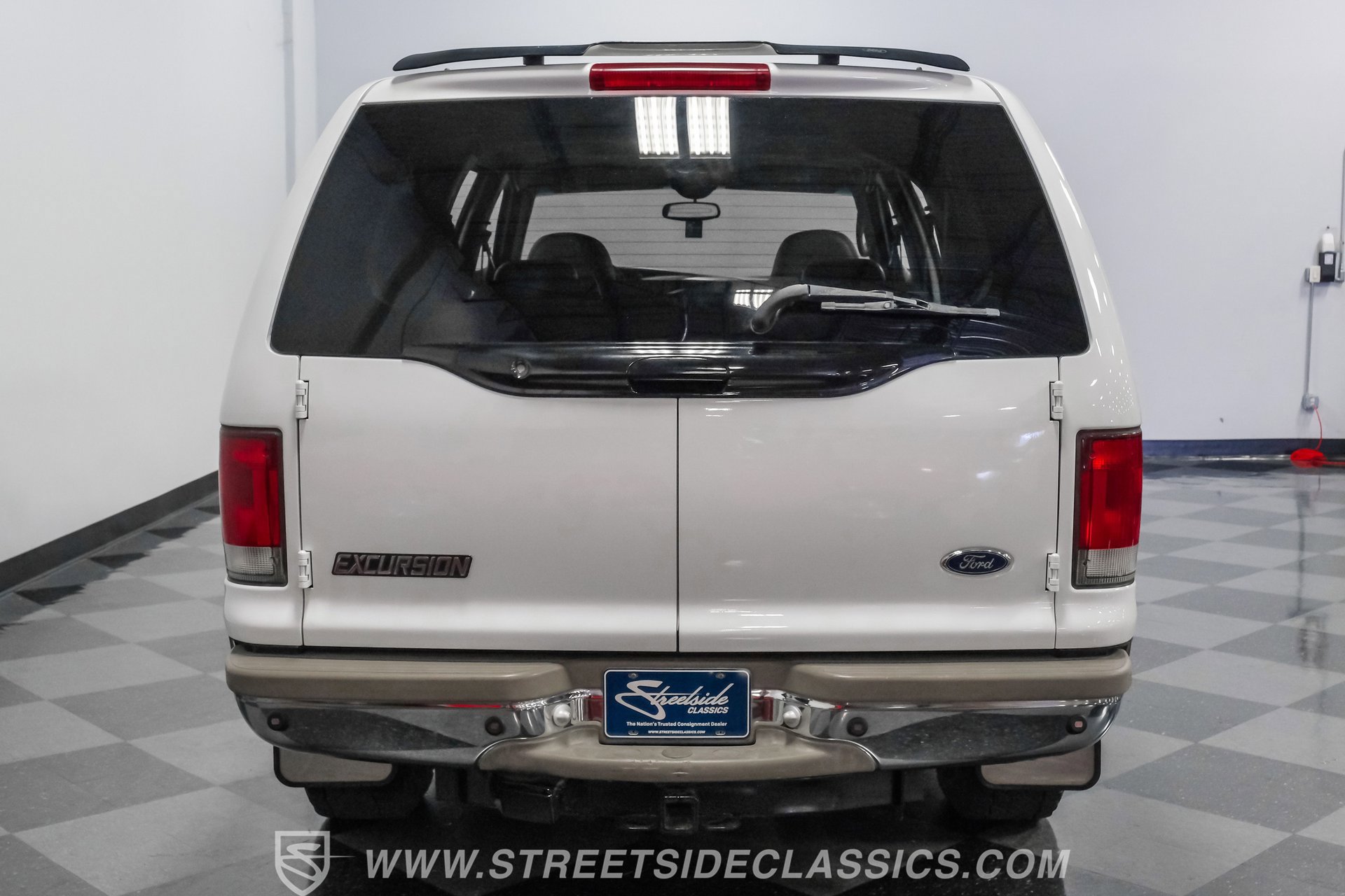 Used 2000 Ford Excursion Limited AWD/4WD image 10