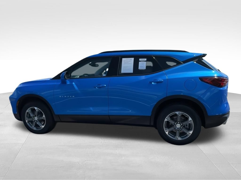 Used 2024 Chevrolet Blazer LT w/ Convenience Package FWD image 5