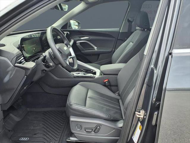 Used 2025 Audi Q5 Premium w/ Convenience Package AWD/4WD image 9