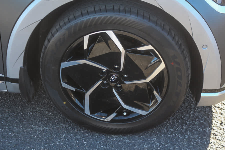 Certified 2023 Hyundai Ioniq 5 Limited RWD image 12
