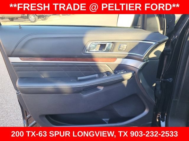 Used 2018 Ford Explorer Platinum AWD/4WD image 13