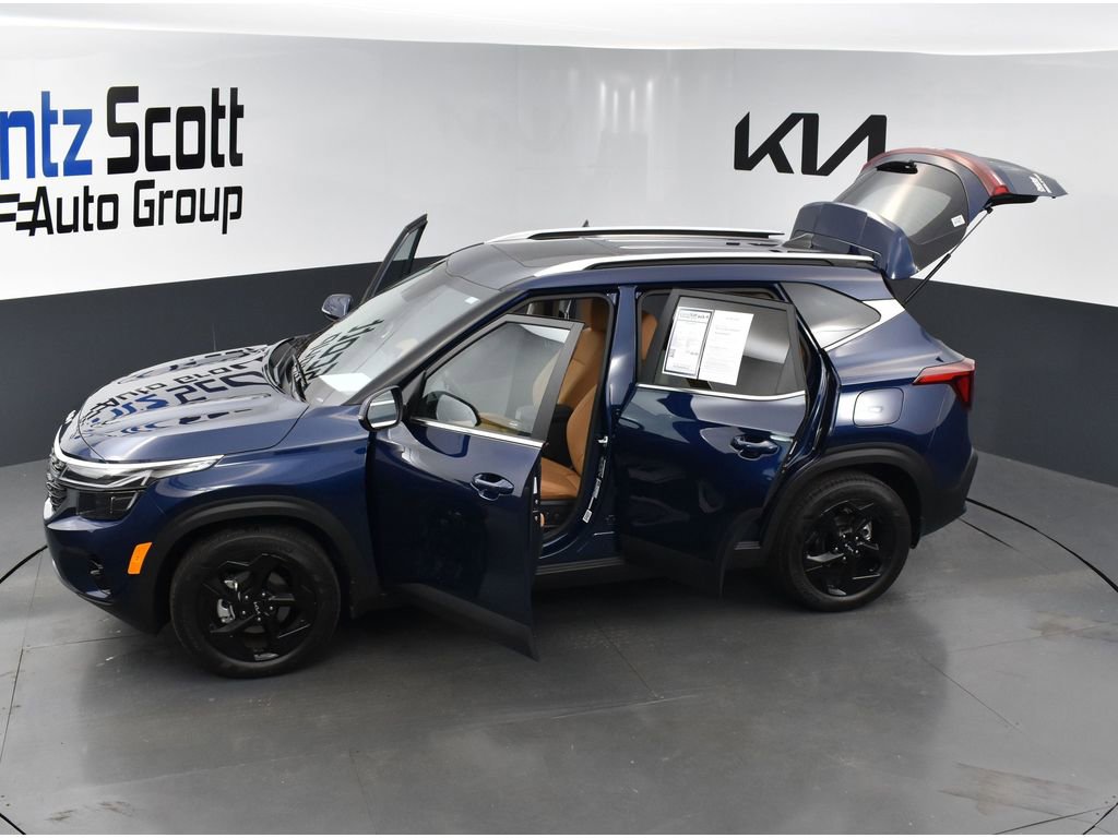 Certified 2026 Kia Seltos EX w/ EX Sunroof Package FWD image 30