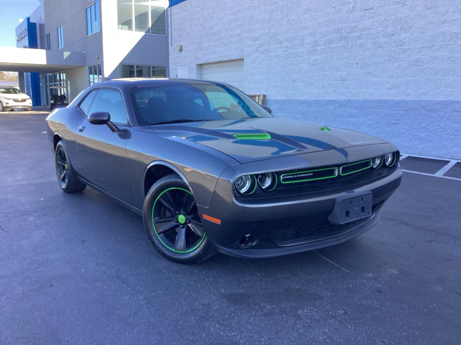 Used 2019 Dodge Challenger SXT image 6
