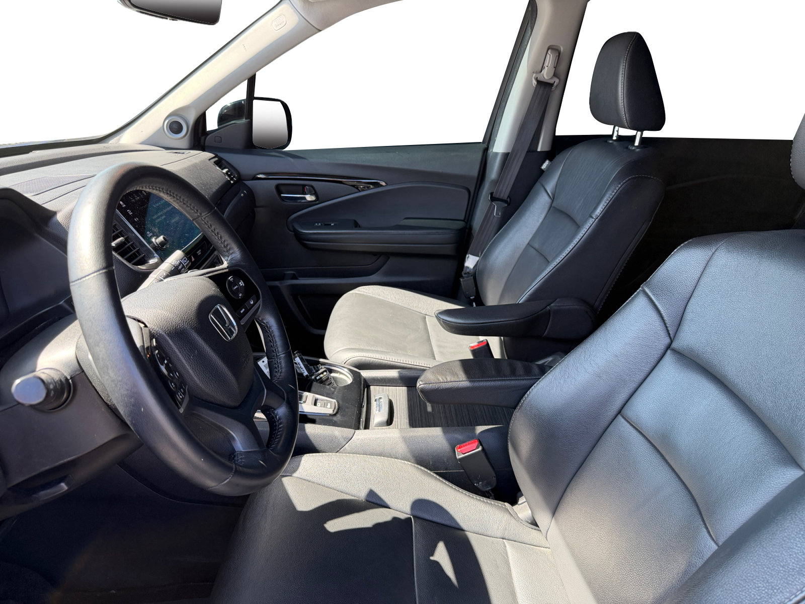 Used 2022 Honda Pilot Touring image 9