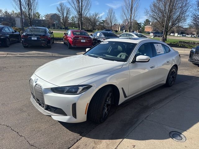 Used 2025 BMW i4 eDrive40 image 7