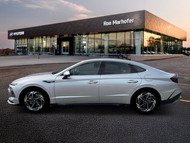 New 2026 Hyundai Sonata SEL image 3