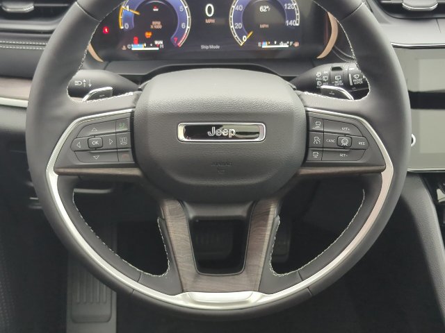 New 2027 Jeep Grand Cherokee Limited AWD/4WD image 8