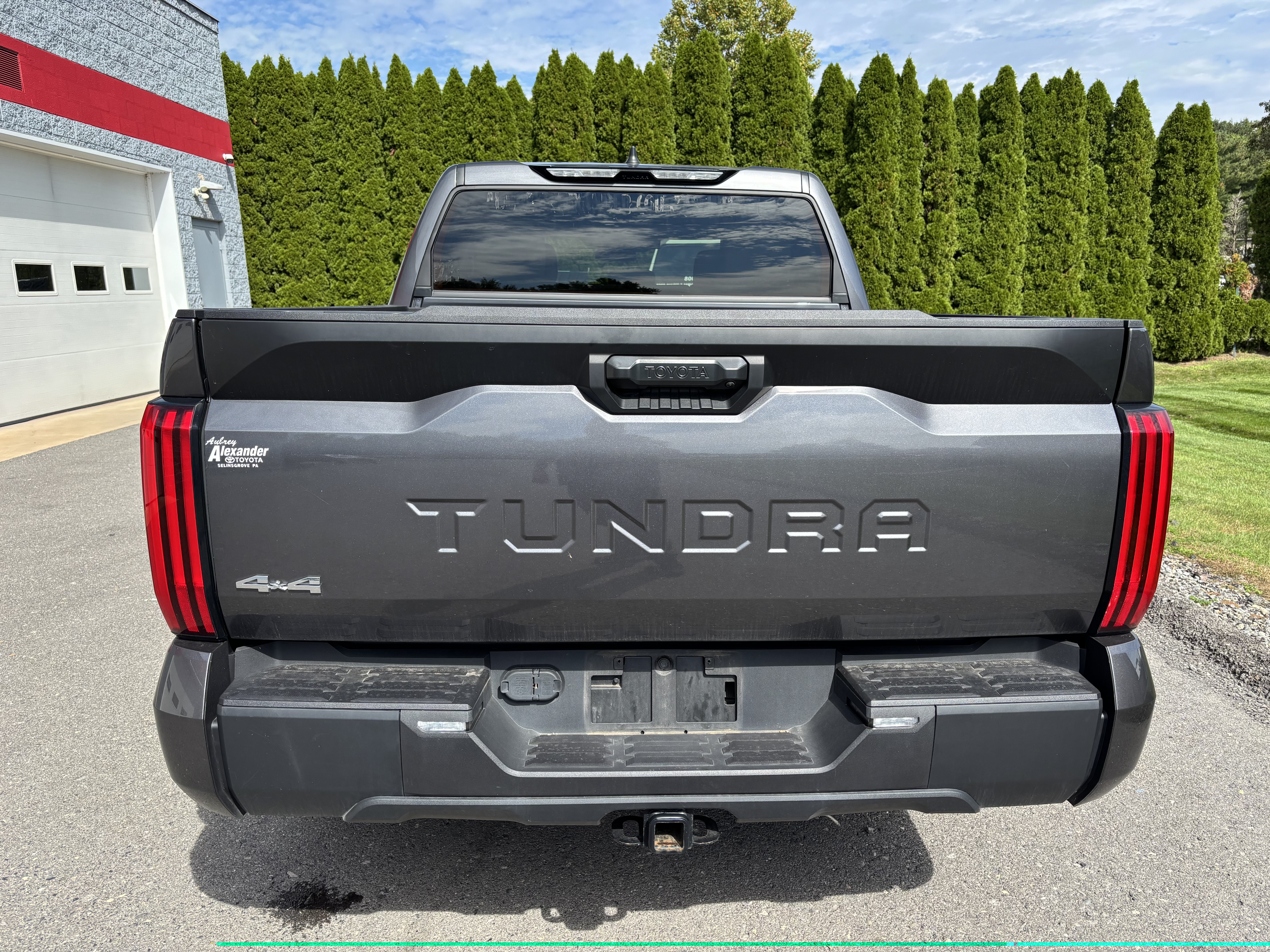 Used 2024 Toyota Tundra SR5 AWD/4WD image 4