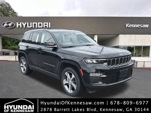 Used 2023 Jeep Grand Cherokee Limited w/ Trailer Tow Prep Group (B) AWD/4WD video 1