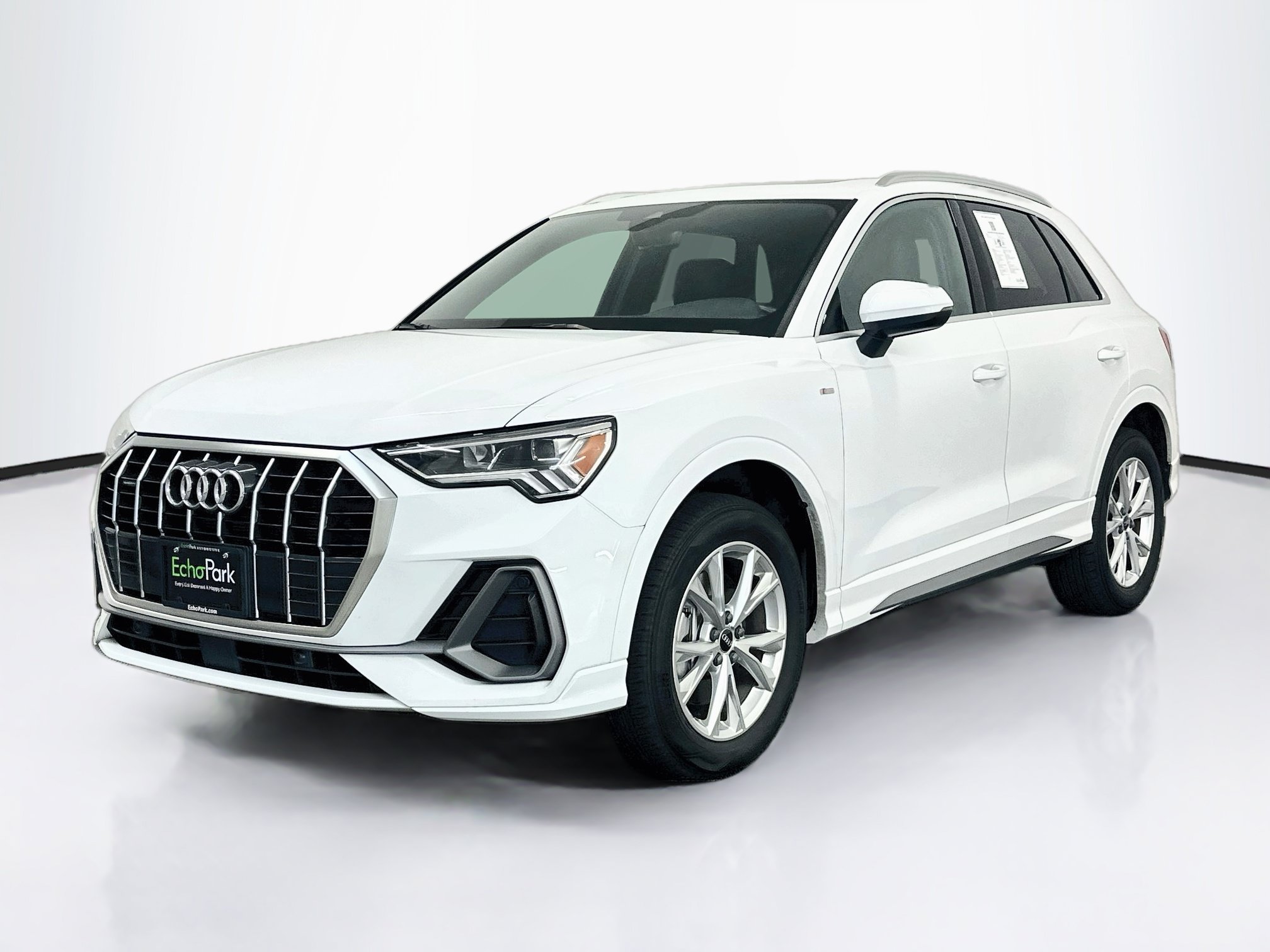 Used 2025 Audi Q3 2.0T Premium AWD/4WD image 3