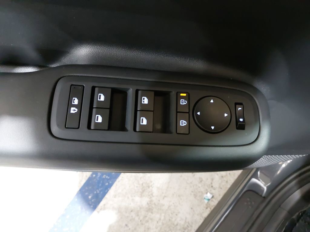 Used 2025 Hyundai Santa Fe SE FWD image 28