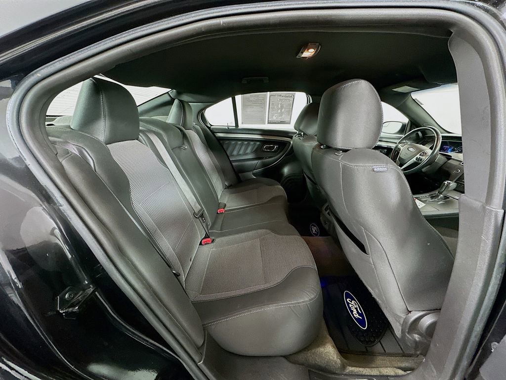 Used 2013 Ford Taurus SEL image 23