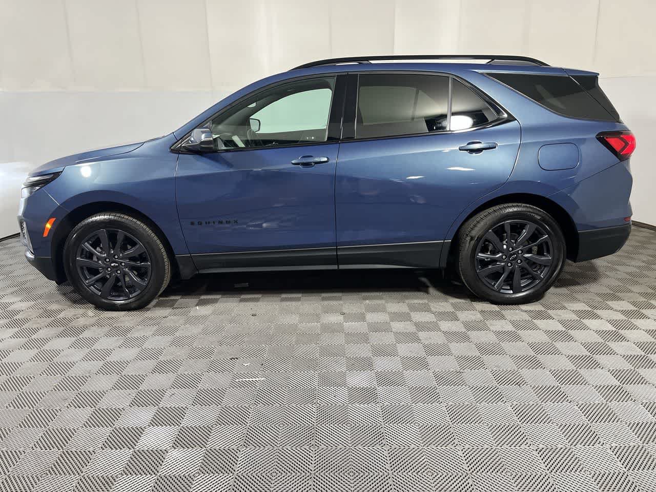 Used 2024 Chevrolet Equinox RS AWD/4WD image 5