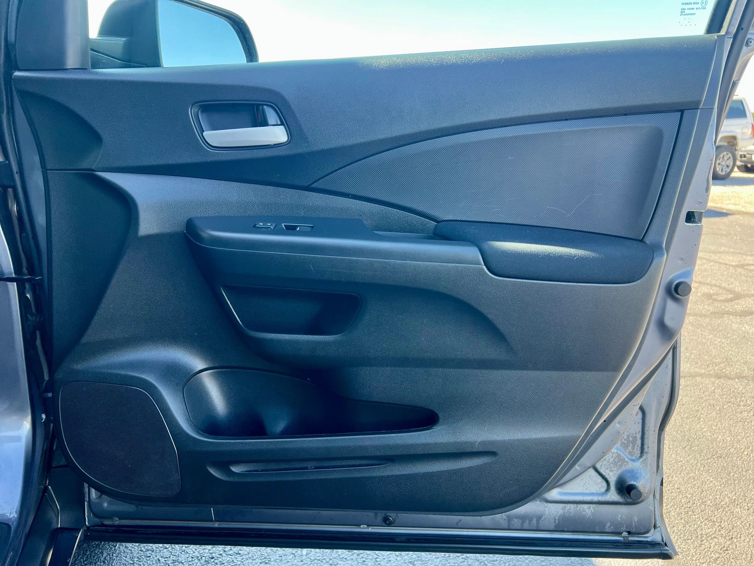 Used 2016 Honda CR-V LX image 33