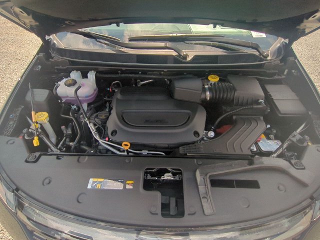 New 2027 Chrysler Pacifica Limited w/ Family Tech Group FWD image 37