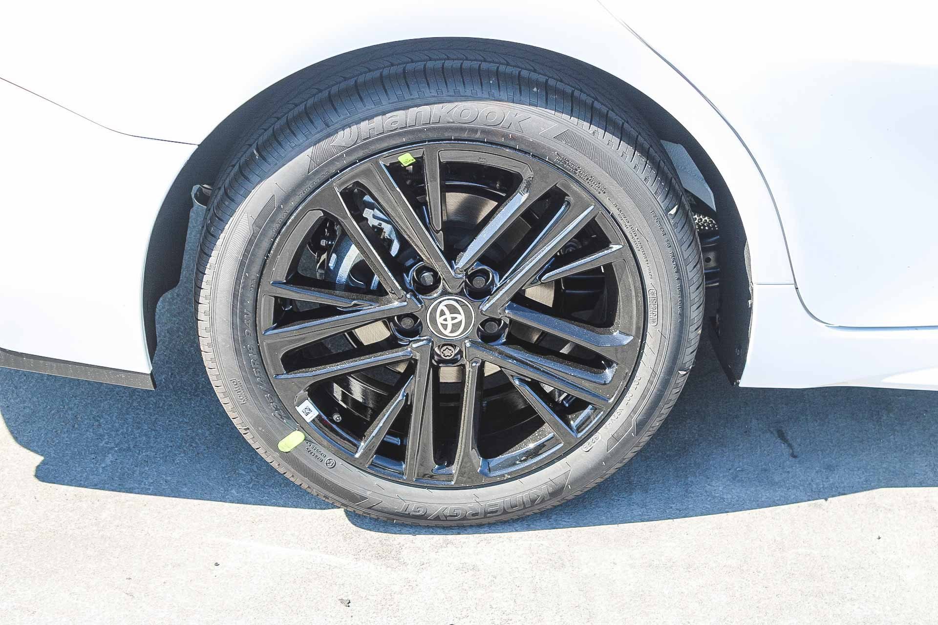 New 2026 Toyota Camry SE FWD image 12