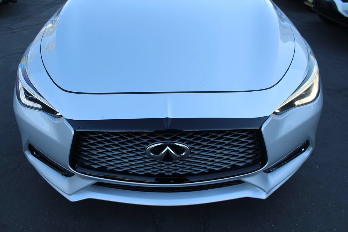 Used 2017 INFINITI Q60 3.0t w/ Premium Plus Package 3.0T RWD image 9