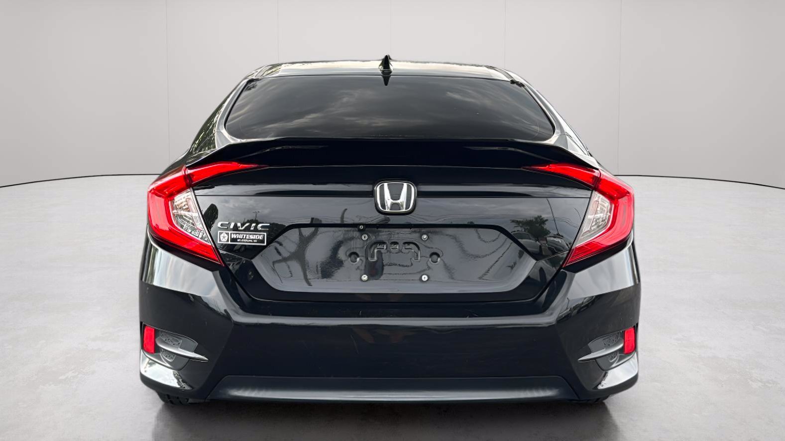 Used 2017 Honda Civic EX-L image 5