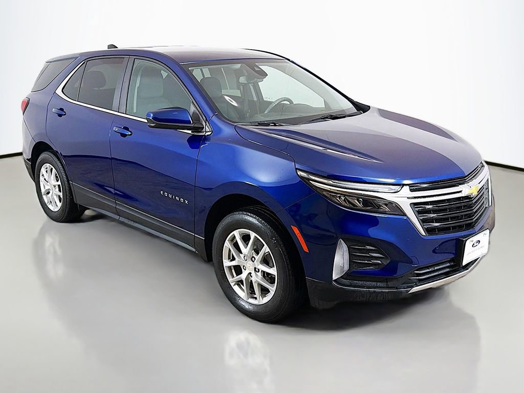Used 2022 Chevrolet Equinox LT image 2
