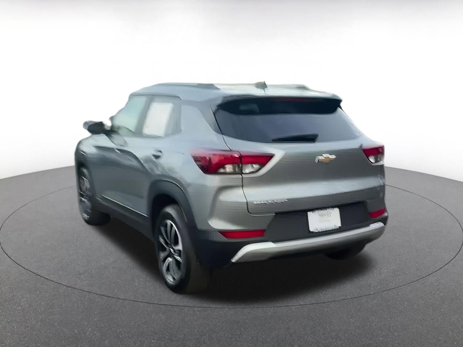 Used 2025 Chevrolet TrailBlazer LT image 11