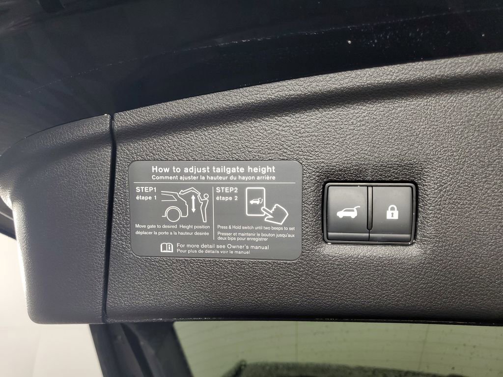 Used 2025 INFINITI QX55 Luxe w/ Accent Package image 13
