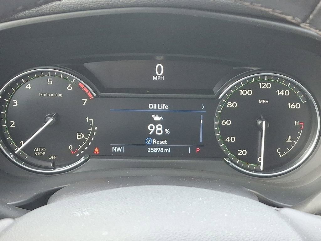 Certified 2022 Cadillac XT4 Luxury w/ Cold Weather Package image 21