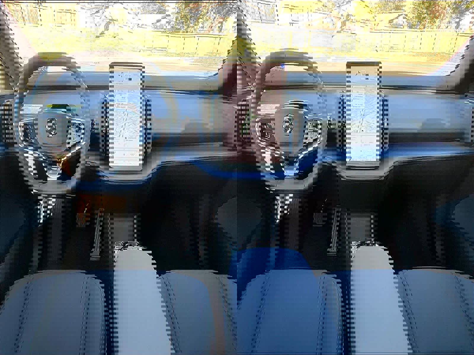 New 2026 Volvo EX30 Ultra w/ Climate Package image 7