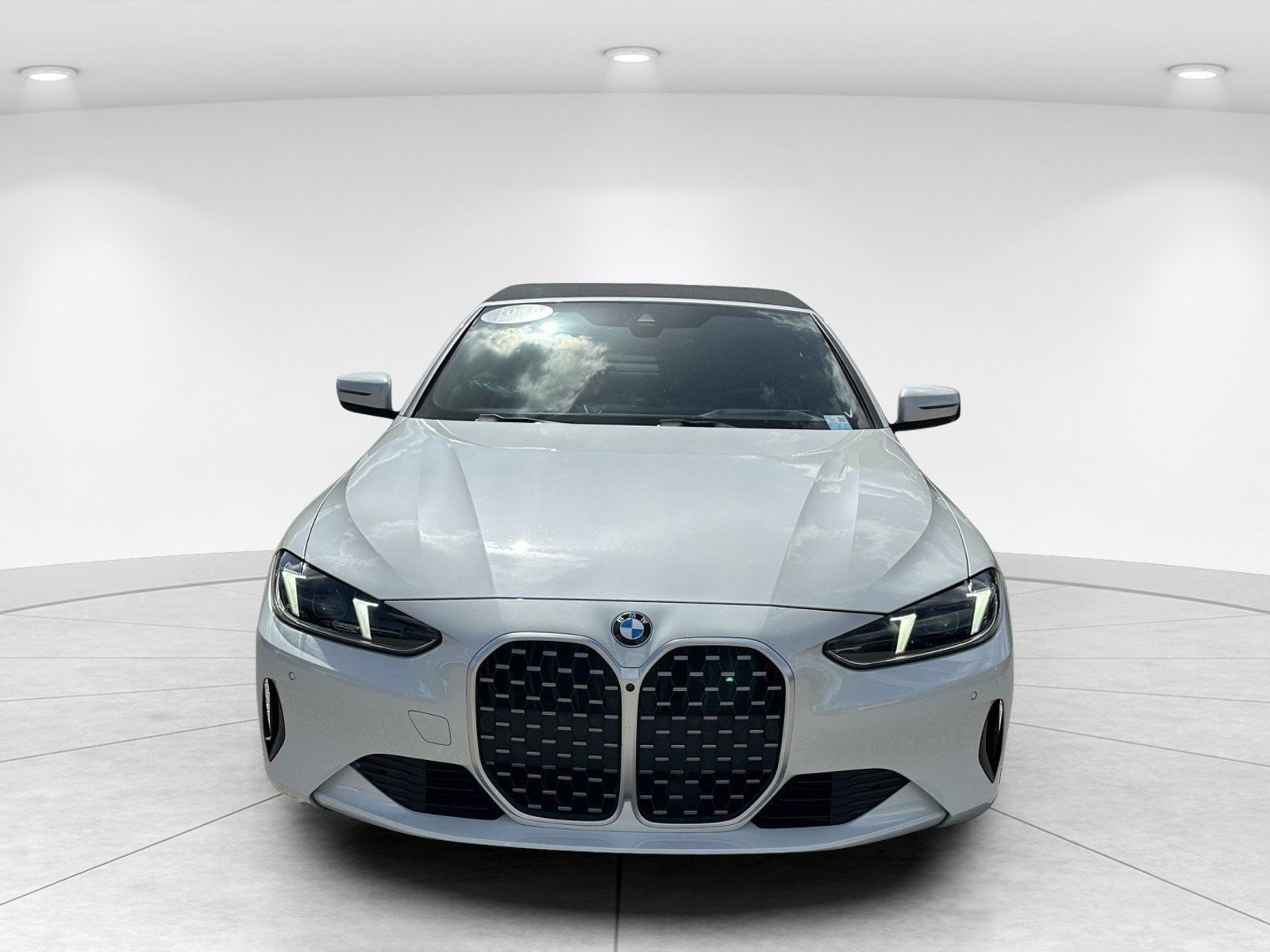 Certified 2025 BMW 430i Convertible w/ Premium Package RWD image 2