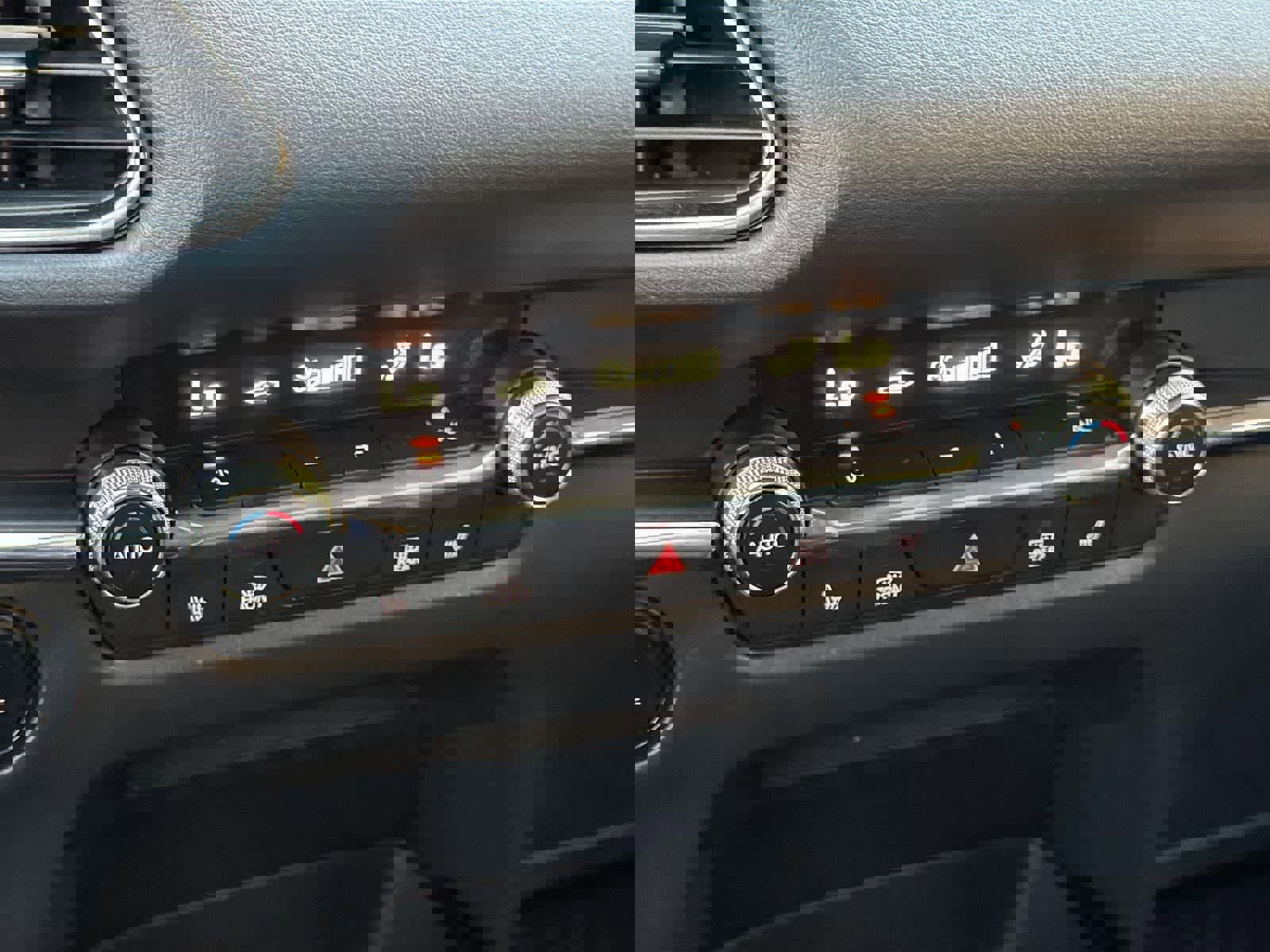 Used 2023 MAZDA CX-30 AWD 2.5 S w/ Preferred Package image 15