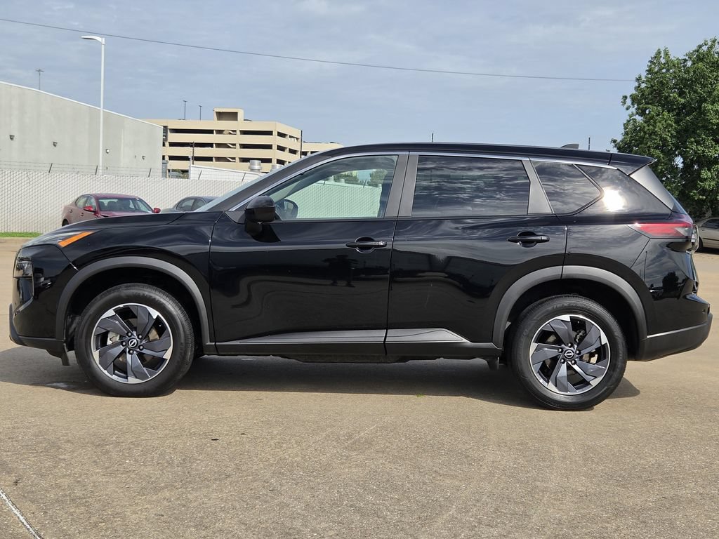 Used 2025 Nissan Rogue SV FWD image 6
